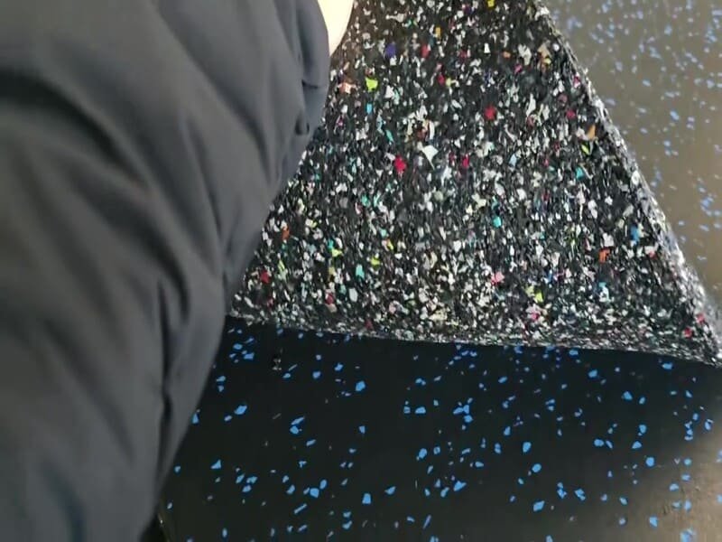 checking floor levelness with a straight edge